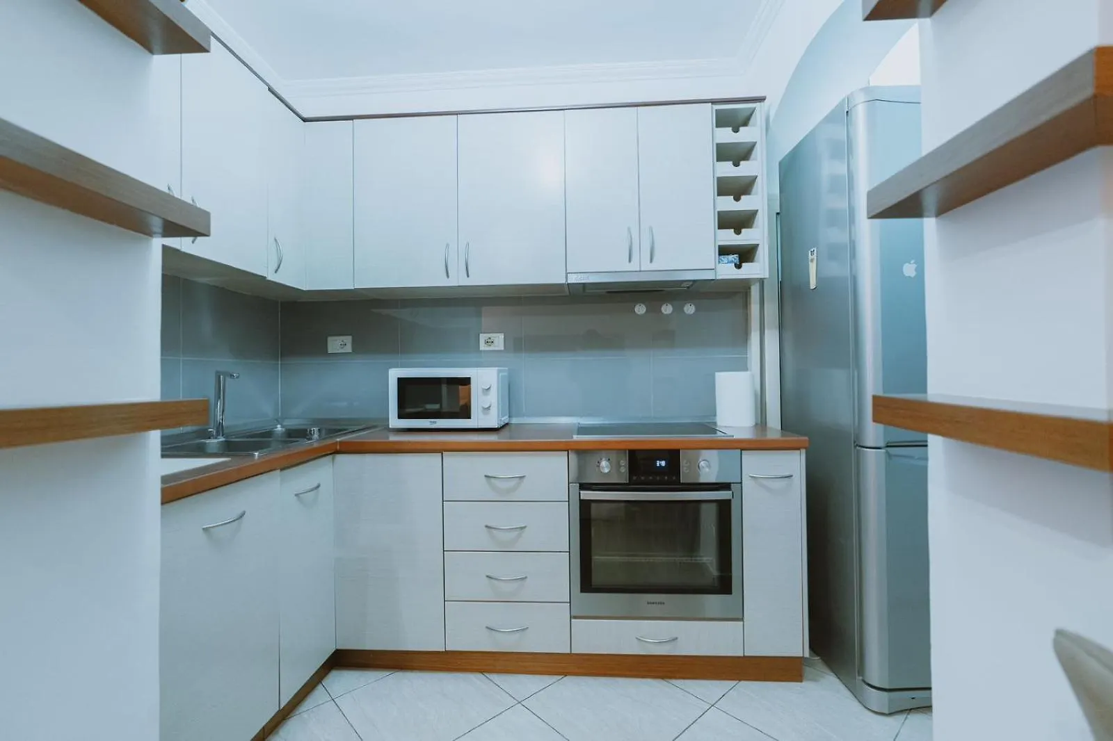 Cozy Center House Apartment Tirana